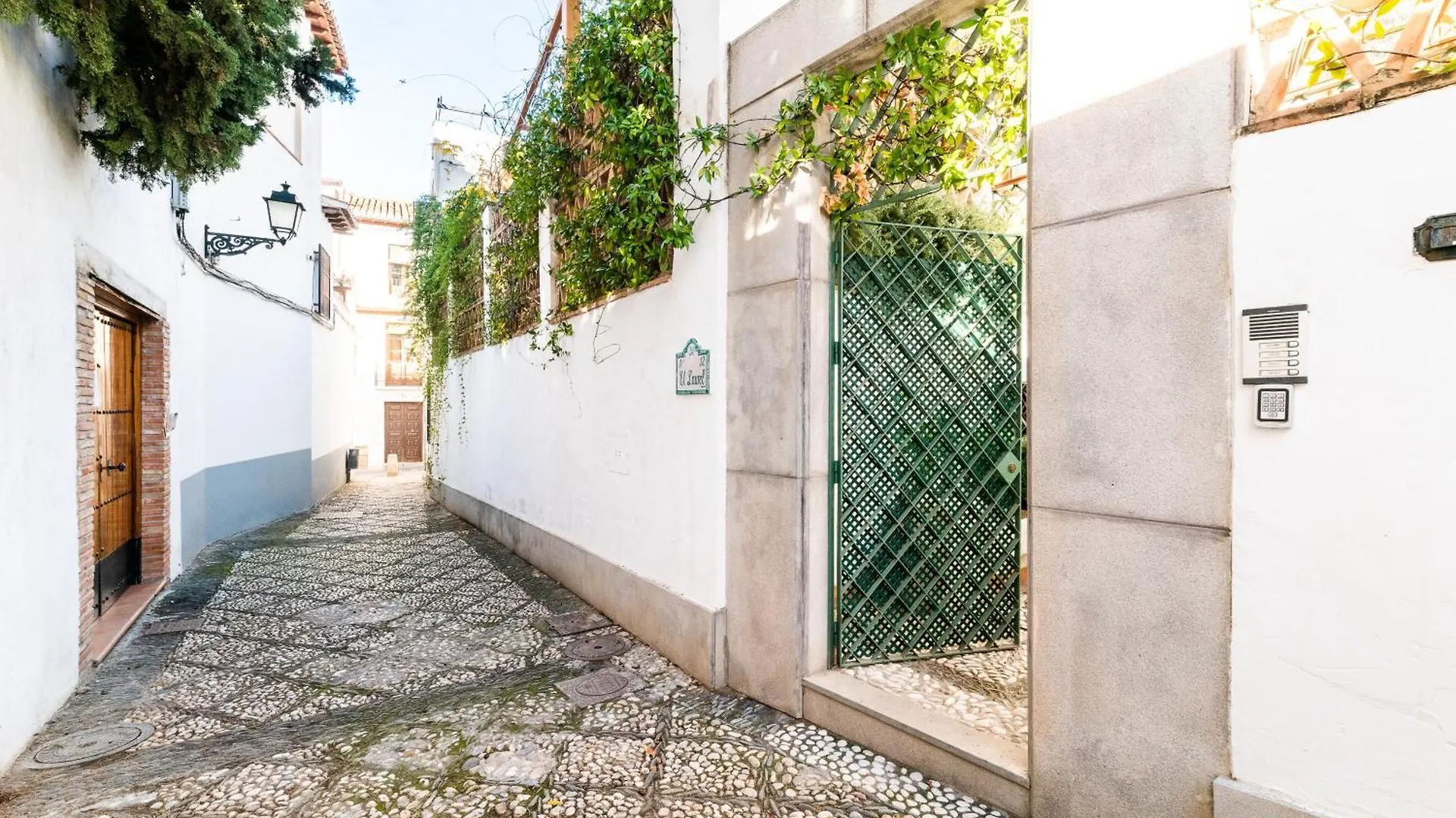 Apartment Comfort Breather - El Laurel Granada Spain